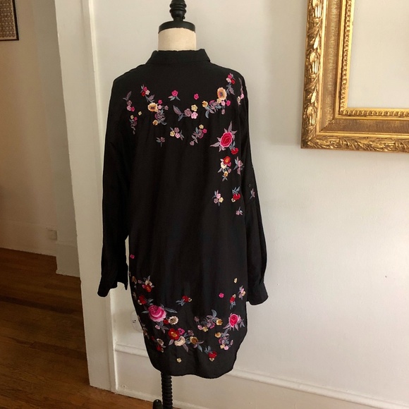 ZARA Woman Embroidered Roses Tunic M/L - Picture 4 of 8